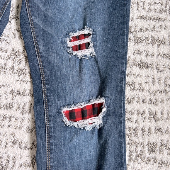 Imperial Star Distressed Medium Wash Jeans with Plaid Accents Girl’s 14 NWOT - Picture 3 of 10
